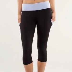 Lululemon Womens mod moves cropped leggings activewear Sz 6 black pockets